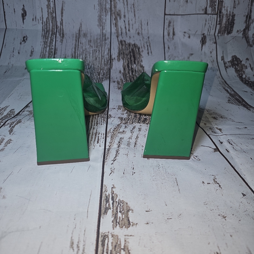 Liliana Green Women's Heels - Picture 2 of 3
